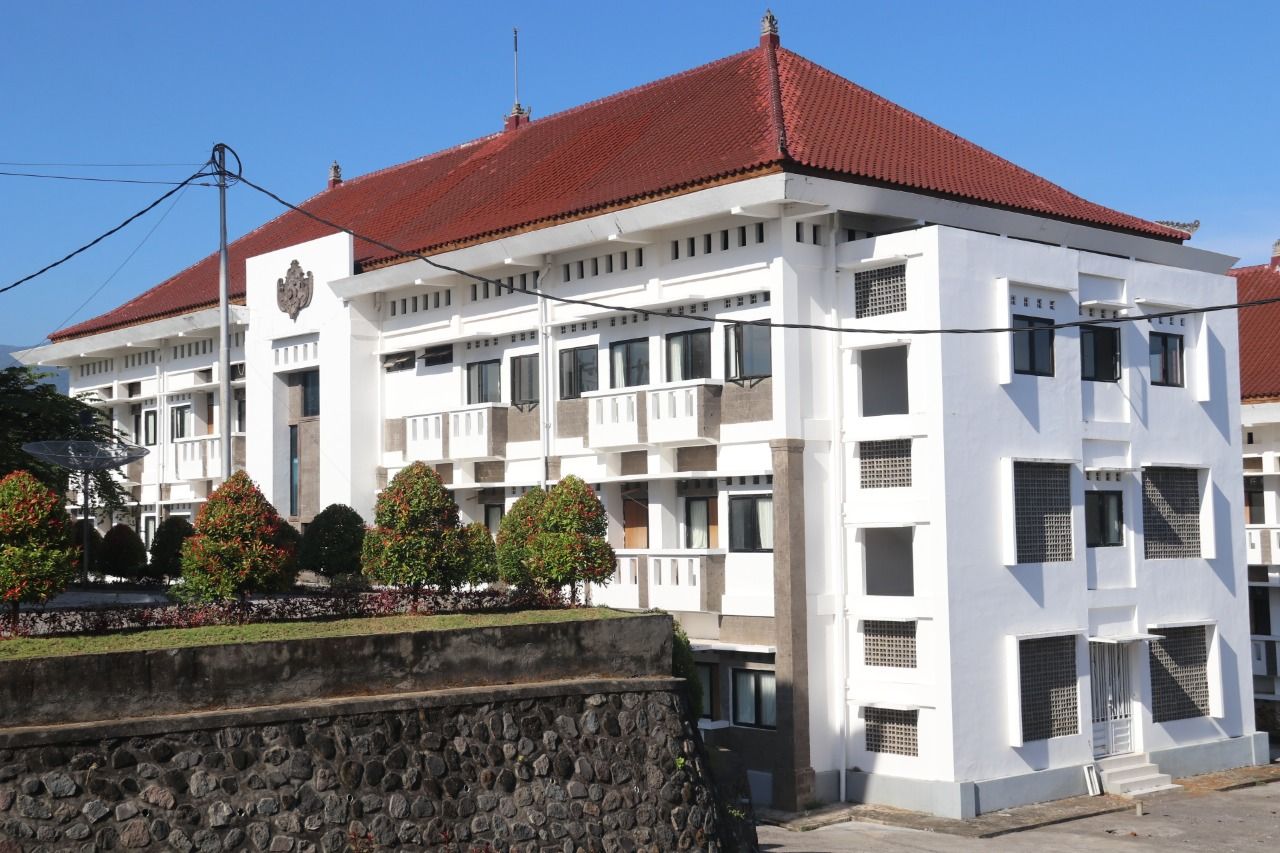 podiumnews.com-Gubernur Bali Apresiasi Isolasi Terpusat Pasien Covid-19 di Buleleng